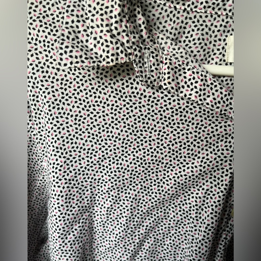 Old Navy Women’s Button Down Small Print Shirt, Size XL
